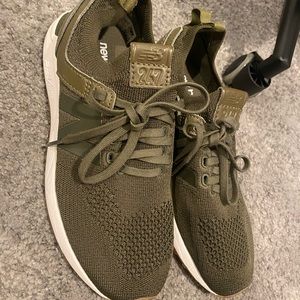 New balance 247